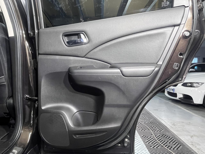 Photo 48 de l'offre de HONDA CR-V 1.6 i-DTEC 4WD  Exclusive Navi BVA à 14990€ chez MKP Distribution