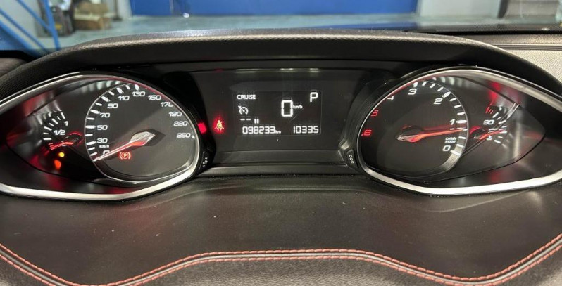 Photo 10 de l'offre de PEUGEOT 308 SW  2.0 HDi 150 EAT6 GT Line à 15490€ chez MKP Distribution