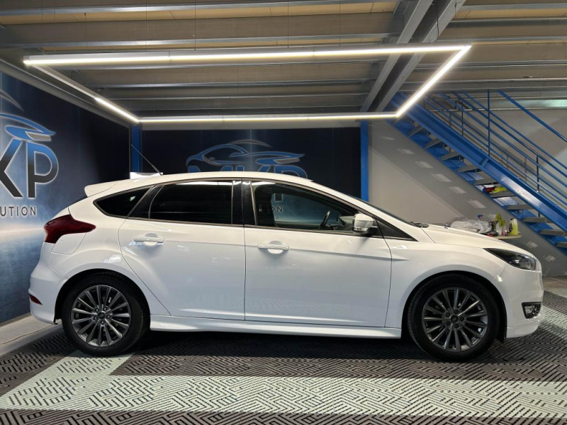 Photo 6 de l'offre de FORD FOCUS 1.0 EcoBoost 125  ST Line BVM à 11490€ chez MKP Distribution
