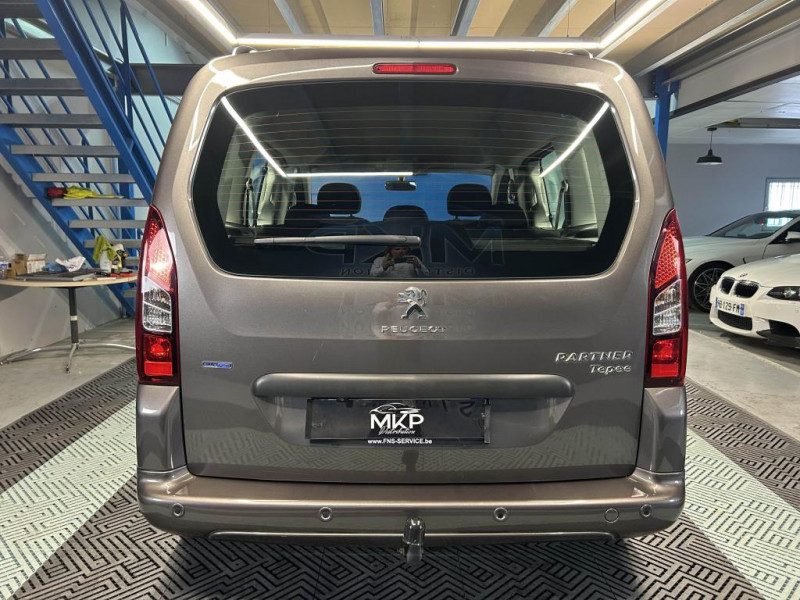 Photo 4 de l'offre de PEUGEOT PARTNER 1.6 BlueHDi 100  Active BVM à 12490€ chez MKP Distribution