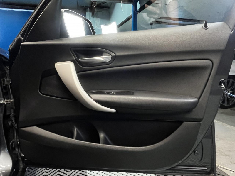 Photo 43 de l'offre de BMW SERIE 1 116i 1.5 109  F20 Lounge BVM à 13990€ chez MKP Distribution