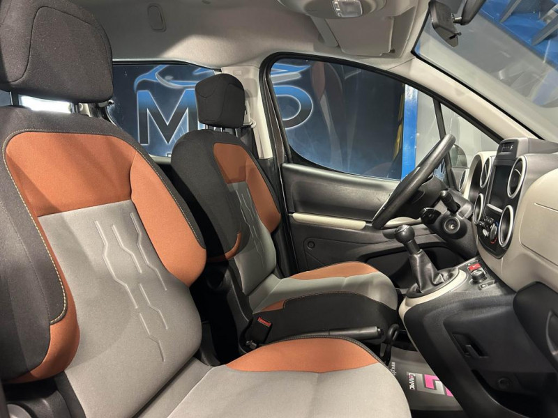 Photo 31 de l'offre de PEUGEOT PARTNER 1.6 BlueHDi 100  Active BVM à 12490€ chez MKP Distribution