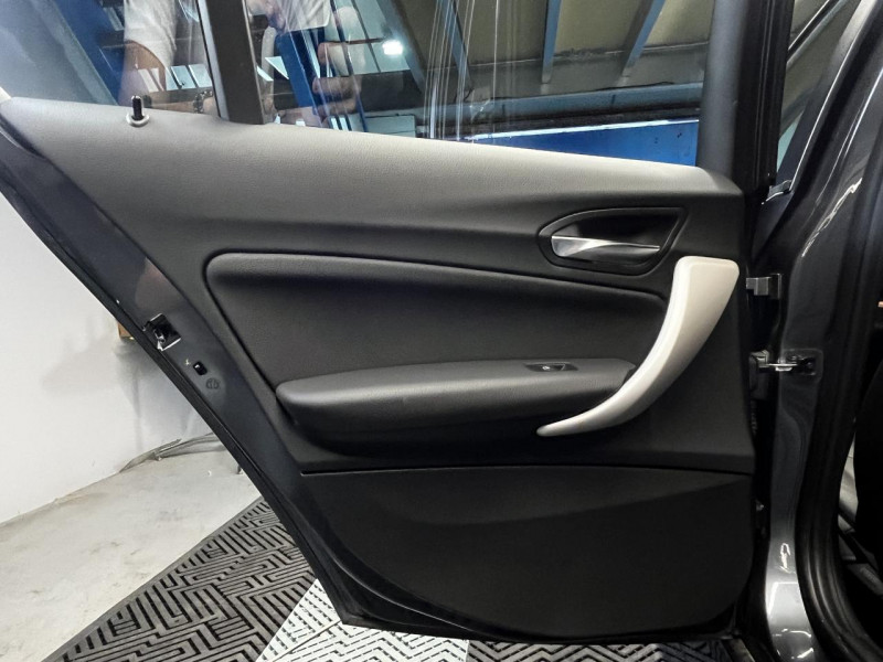 Photo 33 de l'offre de BMW SERIE 1 116i 1.5 109  F20 Lounge BVM à 13990€ chez MKP Distribution