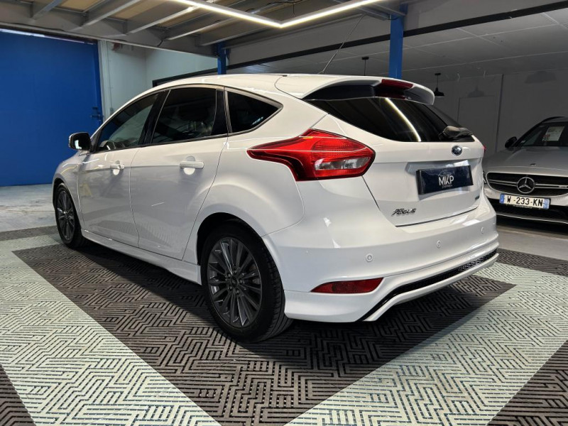 Photo 3 de l'offre de FORD FOCUS 1.0 EcoBoost 125  ST Line BVM à 11490€ chez MKP Distribution