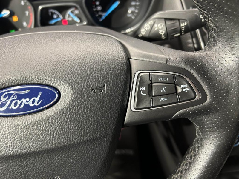Photo 14 de l'offre de FORD FOCUS 1.0 EcoBoost 125  ST Line BVM à 11490€ chez MKP Distribution