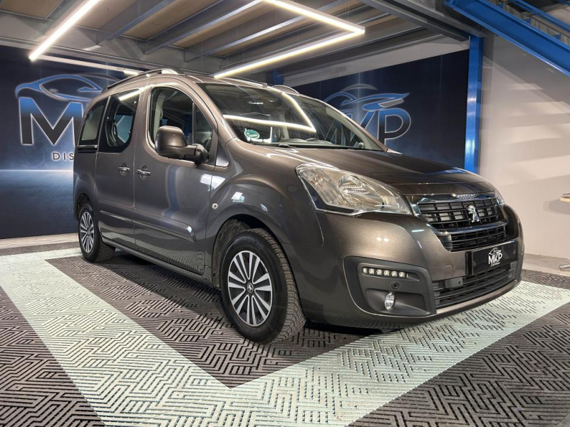 Photo 7 de l'offre de PEUGEOT PARTNER 1.6 BlueHDi 100  Active BVM à 12490€ chez MKP Distribution