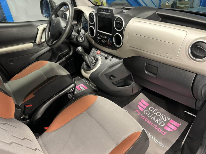 Photo 32 de l'offre de PEUGEOT PARTNER 1.6 BlueHDi 100  Active BVM à 12490€ chez MKP Distribution