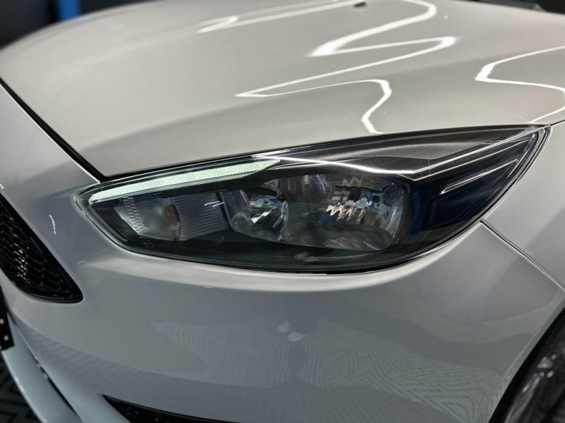 Photo 40 de l'offre de FORD FOCUS 1.0 EcoBoost 125  ST Line BVM à 11490€ chez MKP Distribution