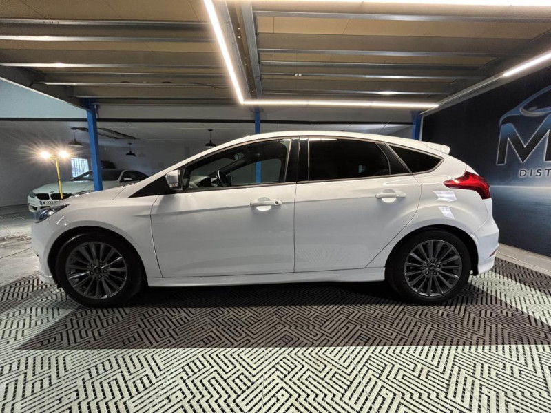 Photo 2 de l'offre de FORD FOCUS 1.0 EcoBoost 125  ST Line BVM à 11490€ chez MKP Distribution