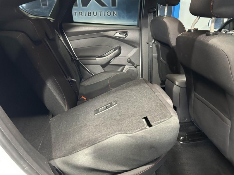 Photo 35 de l'offre de FORD FOCUS 1.0 EcoBoost 125  ST Line BVM à 11490€ chez MKP Distribution