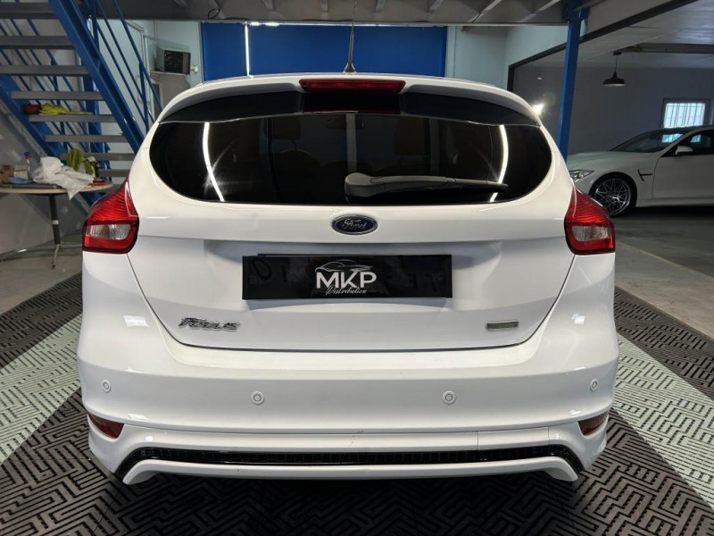 Photo 4 de l'offre de FORD FOCUS 1.0 EcoBoost 125  ST Line BVM à 11490€ chez MKP Distribution