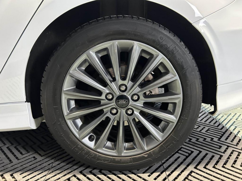 Photo 44 de l'offre de FORD FOCUS 1.0 EcoBoost 125  ST Line BVM à 11490€ chez MKP Distribution