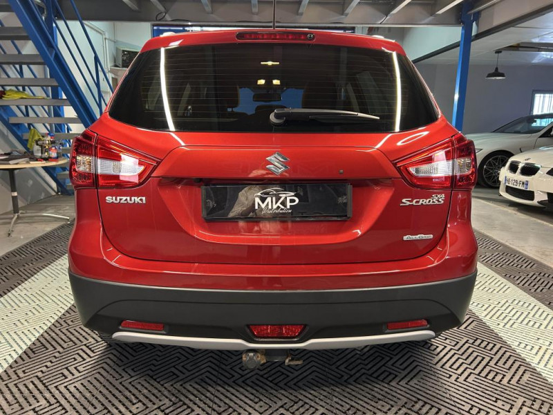 Photo 4 de l'offre de SUZUKI S CROSS Phase 2 1.0 Boosterjet 111 Privilège Allgrip 4x4 BVM à 13990€ chez MKP Distribution