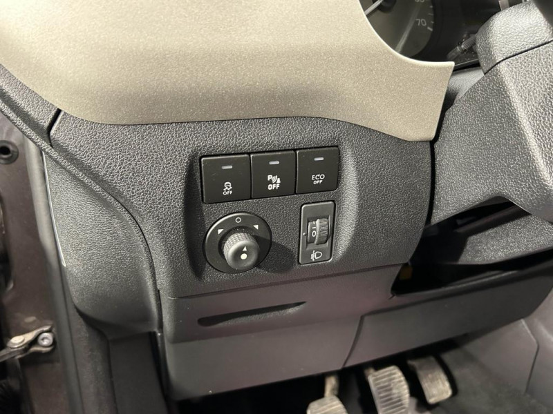 Photo 17 de l'offre de PEUGEOT PARTNER 1.6 BlueHDi 100  Active BVM à 12490€ chez MKP Distribution