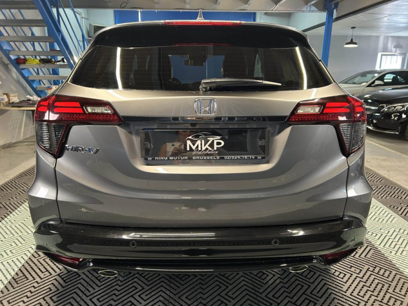 Photo 4 de l'offre de HONDA HR-V  1.5 i-VTEC 182 Sport BVA à 22990€ chez MKP Distribution
