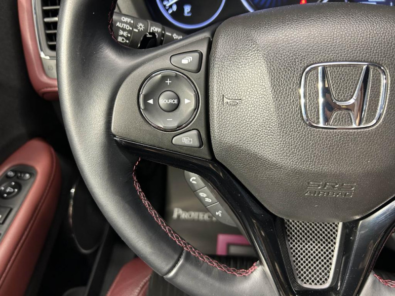 Photo 14 de l'offre de HONDA HR-V  1.5 i-VTEC 182 Sport BVA à 22990€ chez MKP Distribution