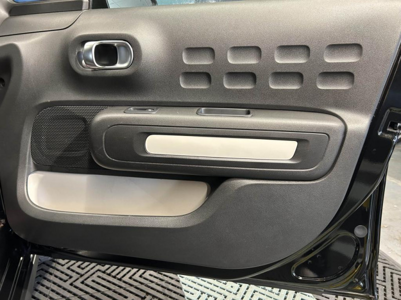 Photo 36 de l'offre de CITROEN C3 1.5  BlueHDi 102  Feel Pack BVM à 12490€ chez MKP Distribution