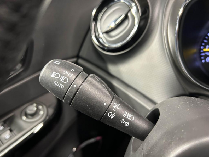 Photo 16 de l'offre de RENAULT CAPTUR 1.5  dCi 90 intens BVM à 10490€ chez MKP Distribution