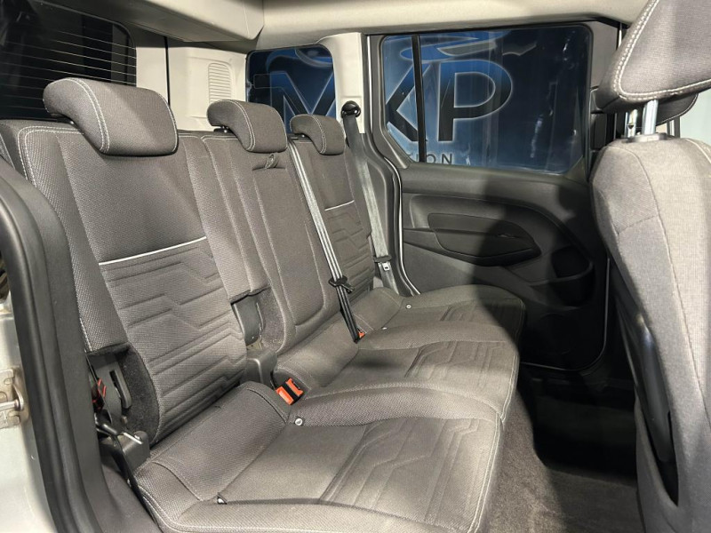 Photo 38 de l'offre de FORD TRANSIT CONNECT/TOURNEO CONNECT  1.0 EcoBoost 100 Titanium BVM à 12990€ chez MKP Distribution