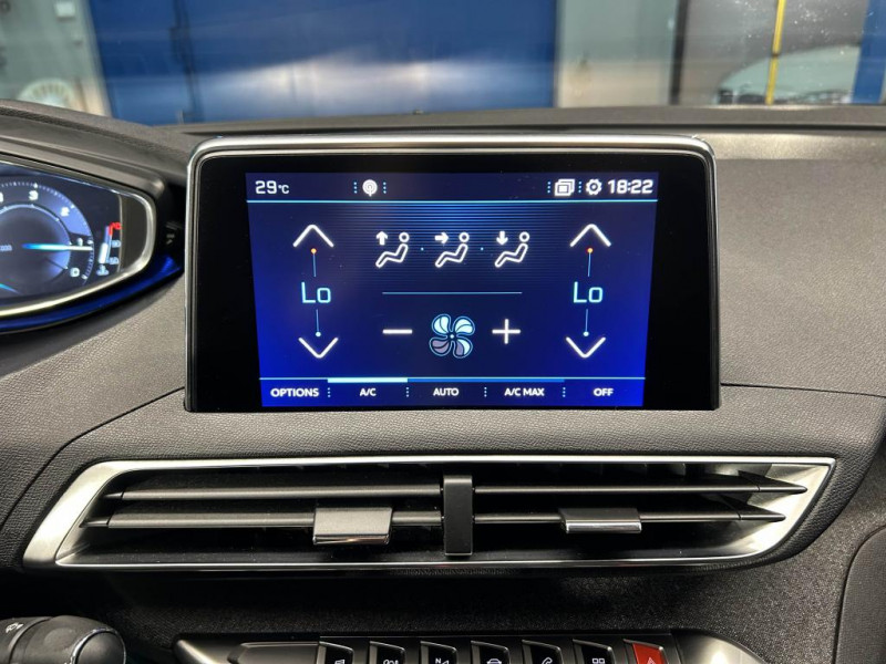 Photo 24 de l'offre de PEUGEOT 3008  1.6 BlueHDi  120  Allure BVM à 12990€ chez MKP Distribution