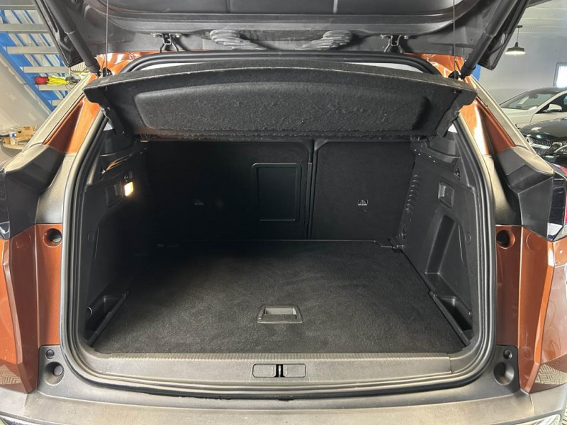 Photo 9 de l'offre de PEUGEOT 3008  1.6 BlueHDi  120  Allure BVM à 12990€ chez MKP Distribution