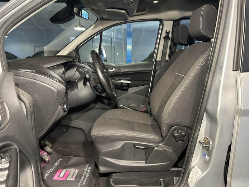 Photo 26 de l'offre de FORD TRANSIT CONNECT/TOURNEO CONNECT  1.0 EcoBoost 100 Titanium BVM à 12990€ chez MKP Distribution