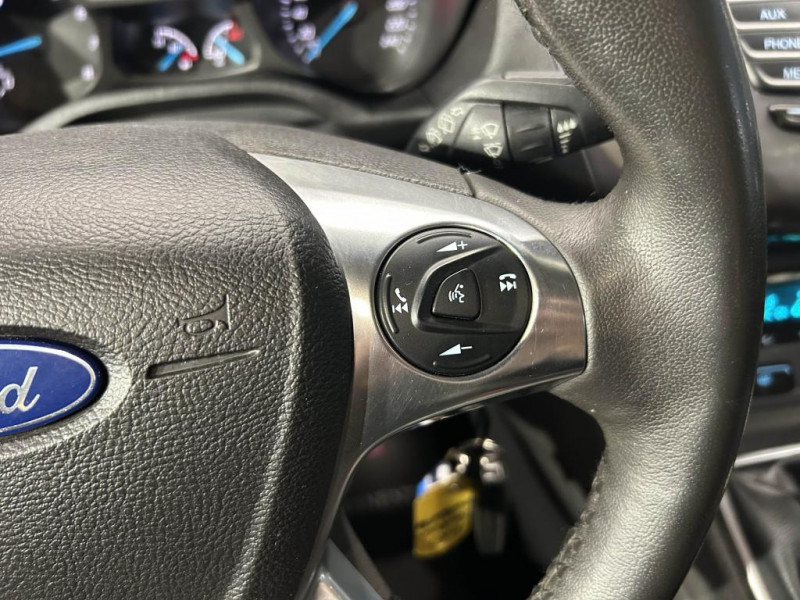 Photo 15 de l'offre de FORD TRANSIT CONNECT/TOURNEO CONNECT  1.0 EcoBoost 100 Titanium BVM à 12990€ chez MKP Distribution