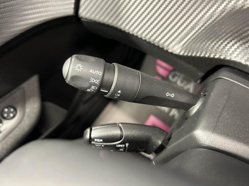 Photo 15 de l'offre de PEUGEOT 208 1.5  BlueHDi 100 Style BVM  à 13990€ chez MKP Distribution