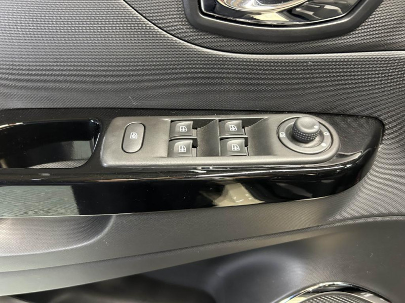 Photo 31 de l'offre de RENAULT CAPTUR 1.5  dCi 90 intens BVM à 10490€ chez MKP Distribution