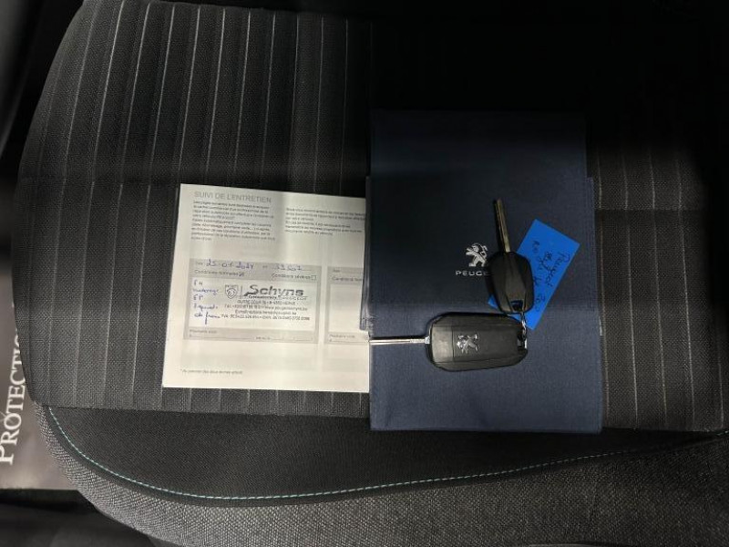 Photo 46 de l'offre de PEUGEOT 208 1.5  BlueHDi 100 Style BVM  à 13990€ chez MKP Distribution