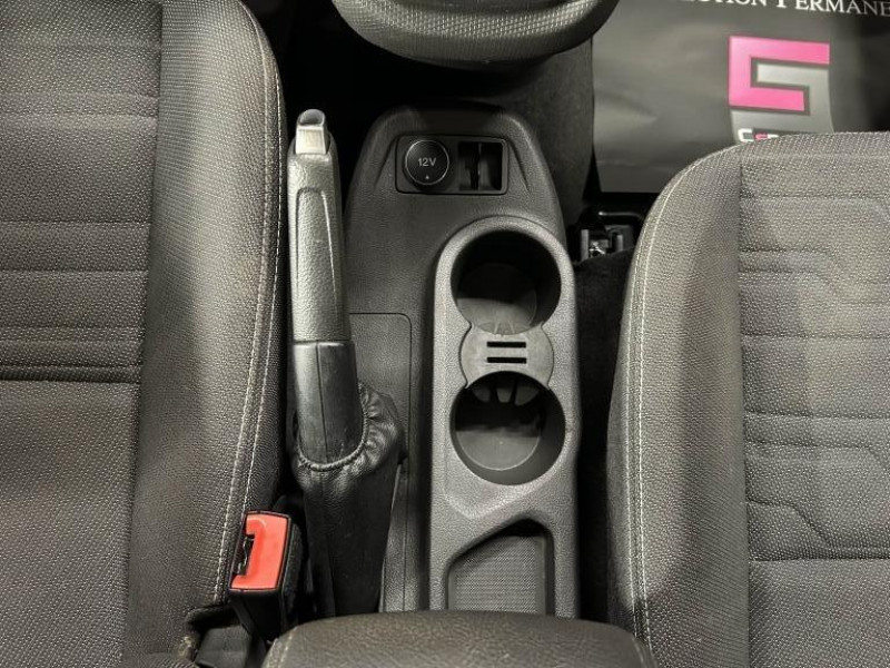 Photo 25 de l'offre de FORD TRANSIT CONNECT/TOURNEO CONNECT  1.0 EcoBoost 100 Titanium BVM à 12990€ chez MKP Distribution