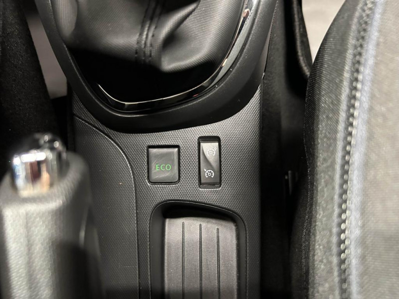 Photo 24 de l'offre de RENAULT CAPTUR 1.5  dCi 90 intens BVM à 10490€ chez MKP Distribution