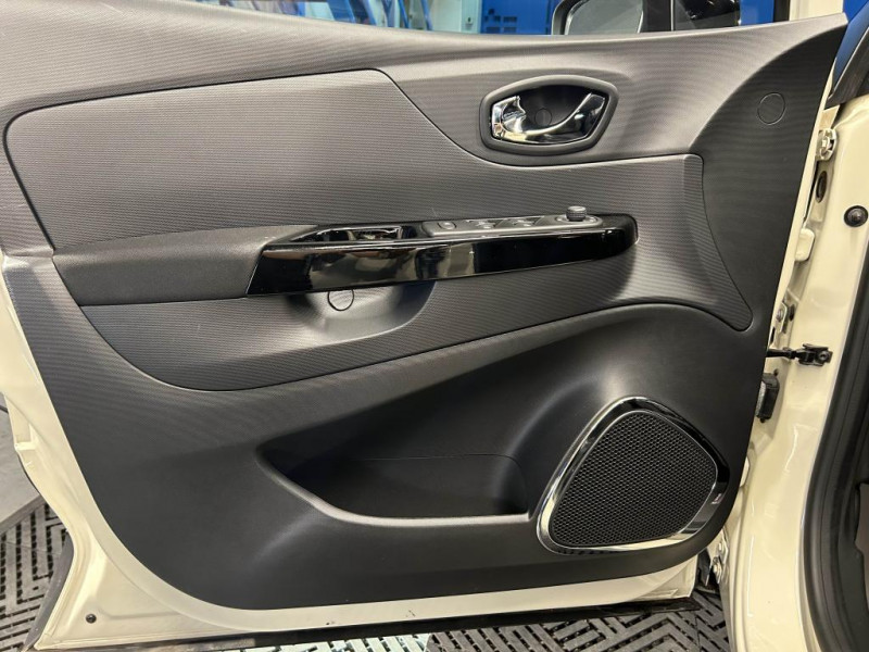 Photo 30 de l'offre de RENAULT CAPTUR 1.5  dCi 90 intens BVM à 10490€ chez MKP Distribution