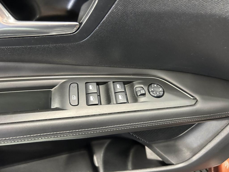 Photo 34 de l'offre de PEUGEOT 3008  1.6 BlueHDi  120  Allure BVM à 12990€ chez MKP Distribution