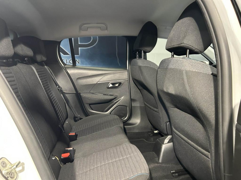 Photo 34 de l'offre de PEUGEOT 208 1.5  BlueHDi 100 Style BVM  à 13990€ chez MKP Distribution