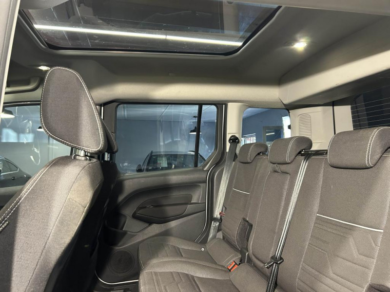 Photo 35 de l'offre de FORD TRANSIT CONNECT/TOURNEO CONNECT  1.0 EcoBoost 100 Titanium BVM à 12990€ chez MKP Distribution
