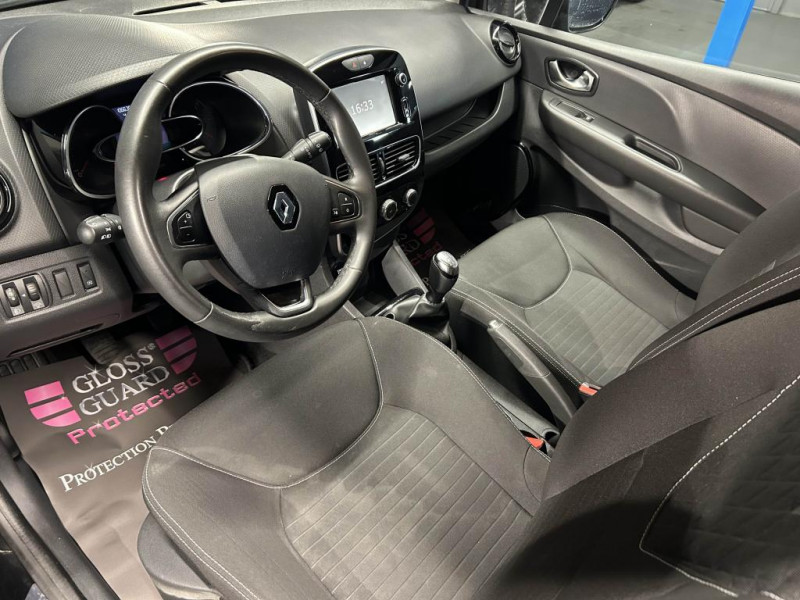 Photo 28 de l'offre de RENAULT CLIO 0.9 90 LIMITED BVM à 7990€ chez MKP Distribution