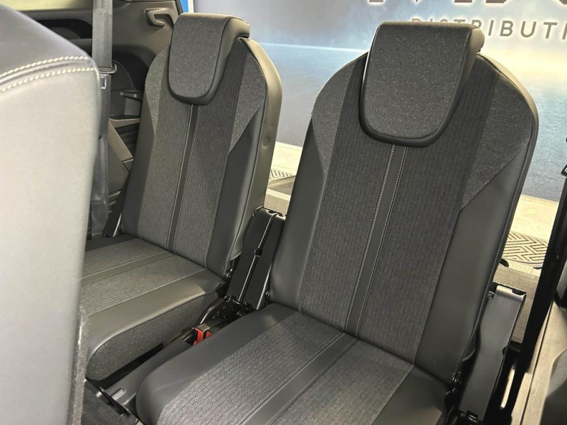 Photo 38 de l'offre de PEUGEOT 5008  1.5 BlueHDi 130  EAT8 GT Line 7 places à 24990€ chez MKP Distribution