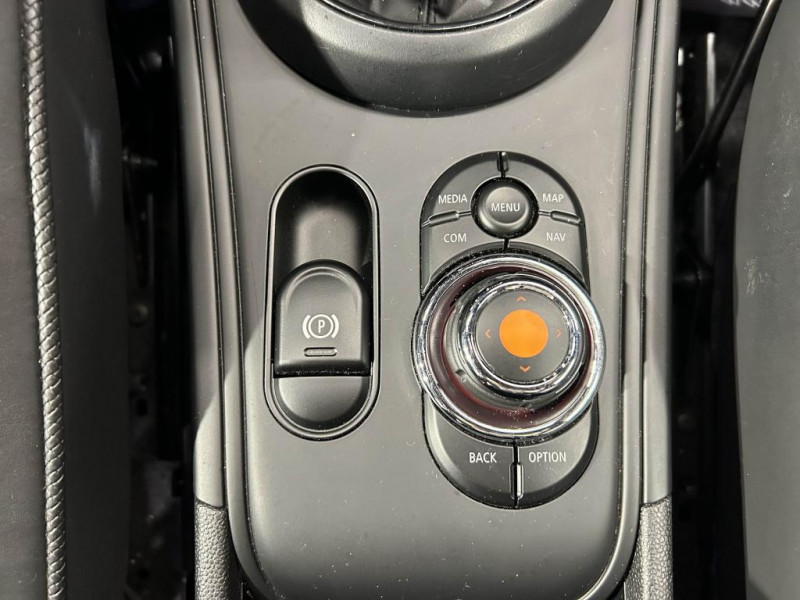 Photo 23 de l'offre de MINI COUNTRYMAN 2.0 136  Cooper D  BVA à 23490€ chez MKP Distribution
