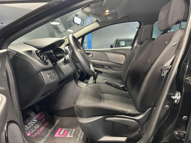 Photo 25 de l'offre de RENAULT CLIO 0.9 90 LIMITED BVM à 7990€ chez MKP Distribution