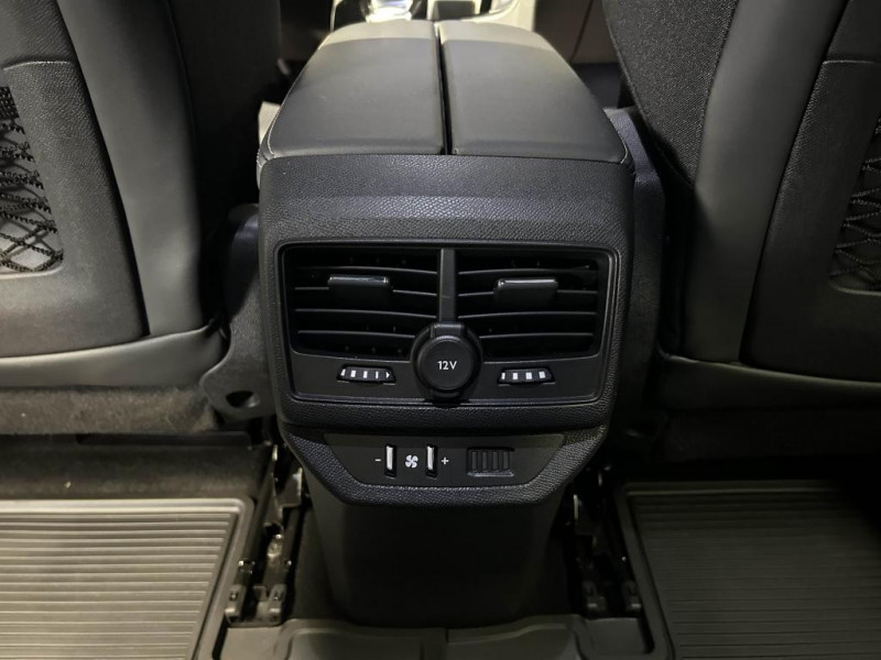 Photo 42 de l'offre de PEUGEOT 5008  1.5 BlueHDi 130  EAT8 GT Line 7 places à 24990€ chez MKP Distribution