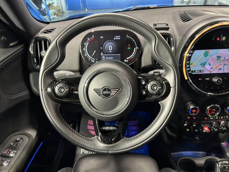 Photo 13 de l'offre de MINI COUNTRYMAN 2.0 136  Cooper D  BVA à 23490€ chez MKP Distribution