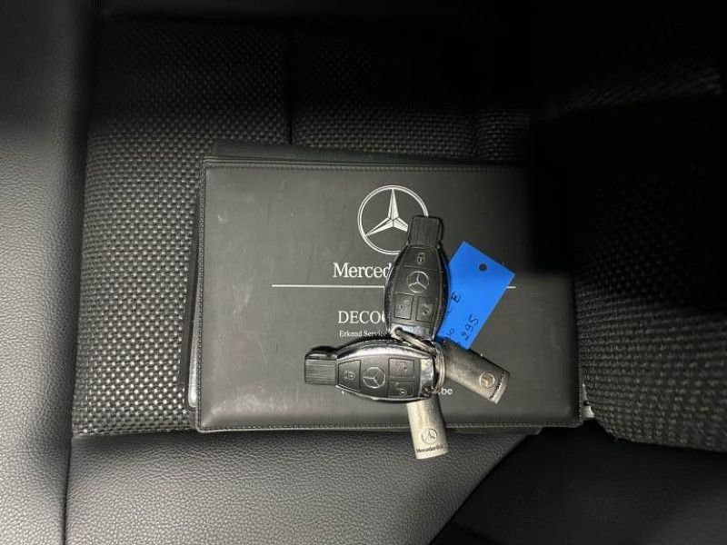 Photo 48 de l'offre de MERCEDES-BENZ CLASSE E 200 2.1 CDI Executive BVA à 16490€ chez MKP Distribution
