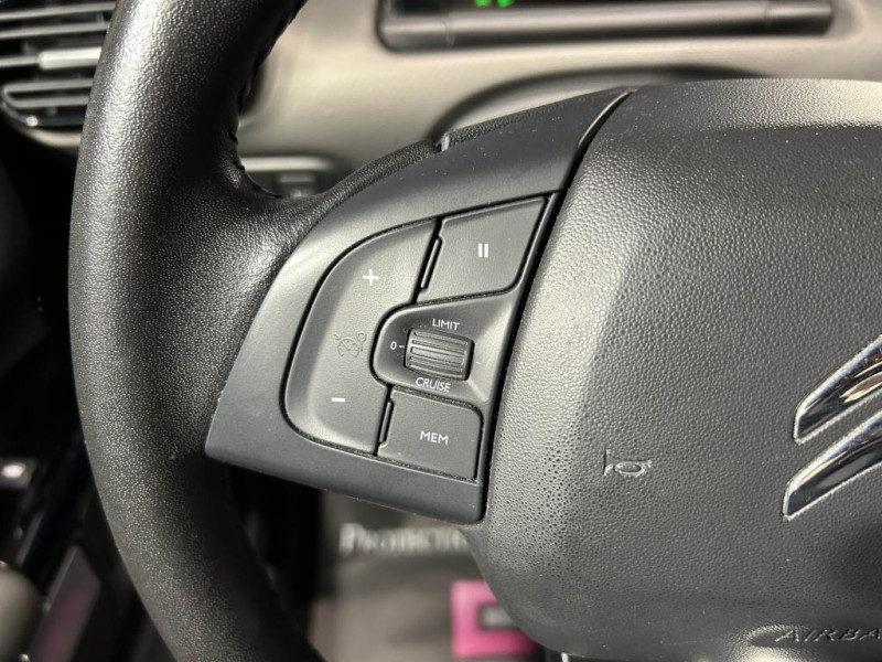 Photo 14 de l'offre de CITROEN C4 CACTUS 1.5 BlueHDi 120 EAT6  Shine  à 13490€ chez MKP Distribution