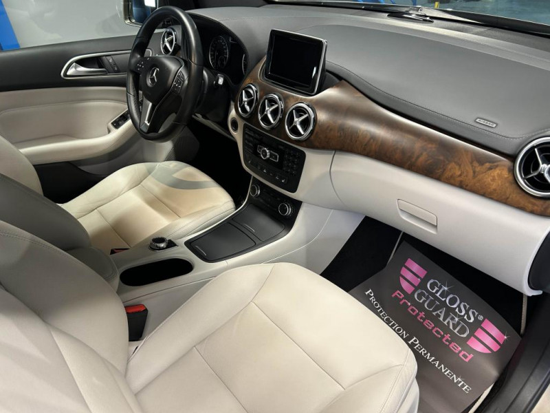 Photo 45 de l'offre de MERCEDES-BENZ CLASSE B  200 D BlueEFFICIENCY Design BVA à 14990€ chez MKP Distribution