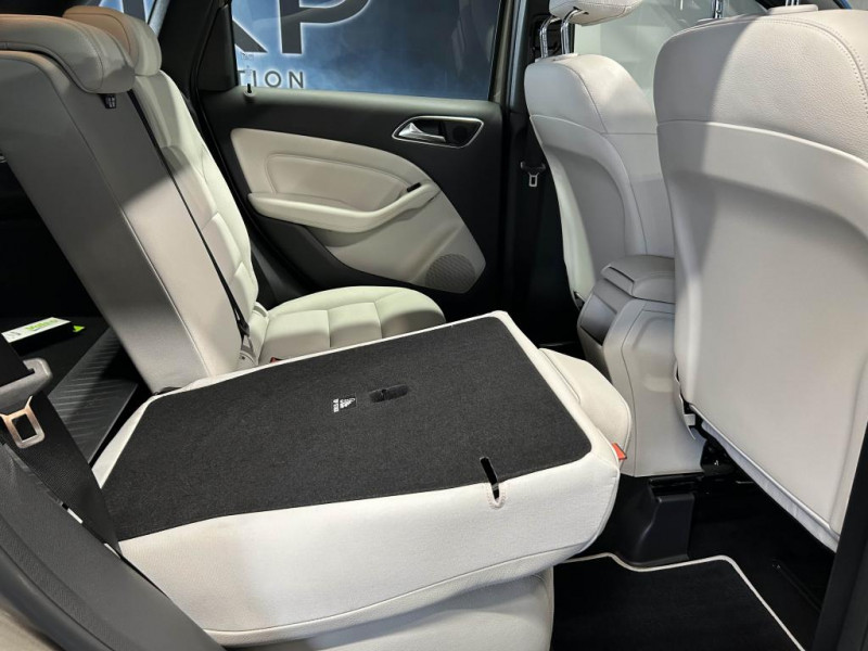 Photo 41 de l'offre de MERCEDES-BENZ CLASSE B  200 D BlueEFFICIENCY Design BVA à 14990€ chez MKP Distribution
