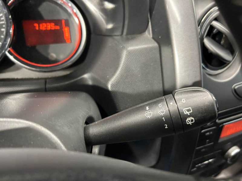 Photo 16 de l'offre de DACIA DUSTER 1.5 dCi 110 10 ANS BVM  à 10990€ chez MKP Distribution