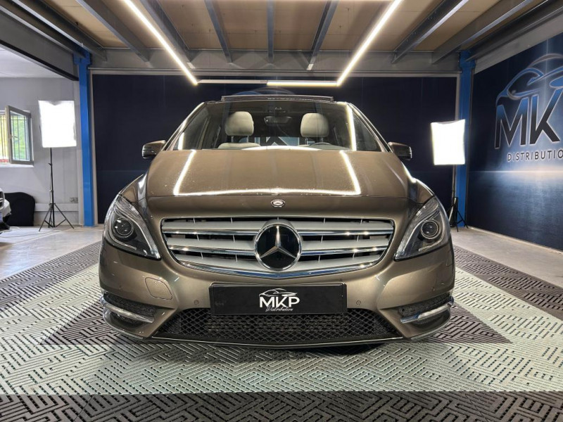 Photo 8 de l'offre de MERCEDES-BENZ CLASSE B  200 D BlueEFFICIENCY Design BVA à 14990€ chez MKP Distribution