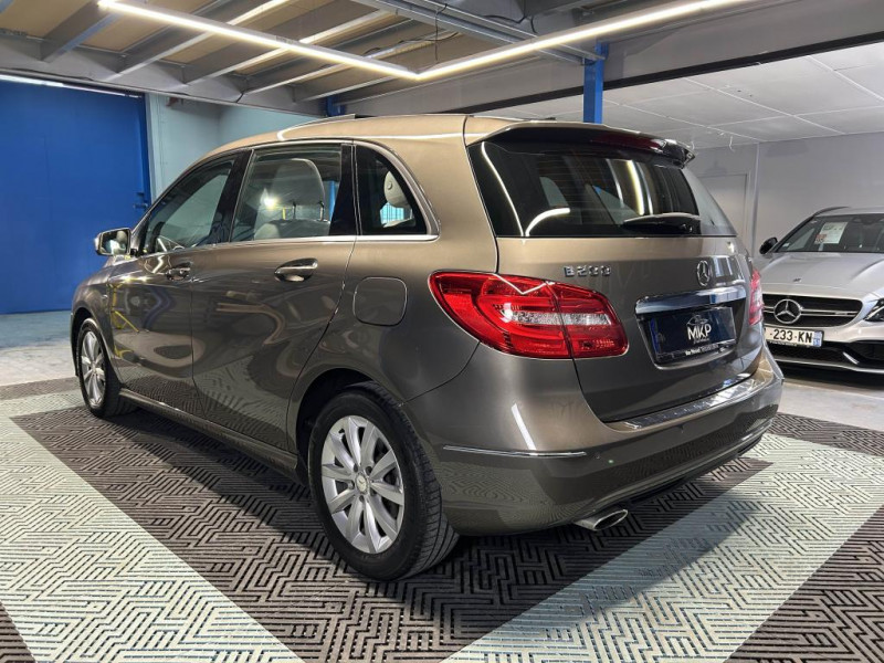 Photo 3 de l'offre de MERCEDES-BENZ CLASSE B  200 D BlueEFFICIENCY Design BVA à 14990€ chez MKP Distribution