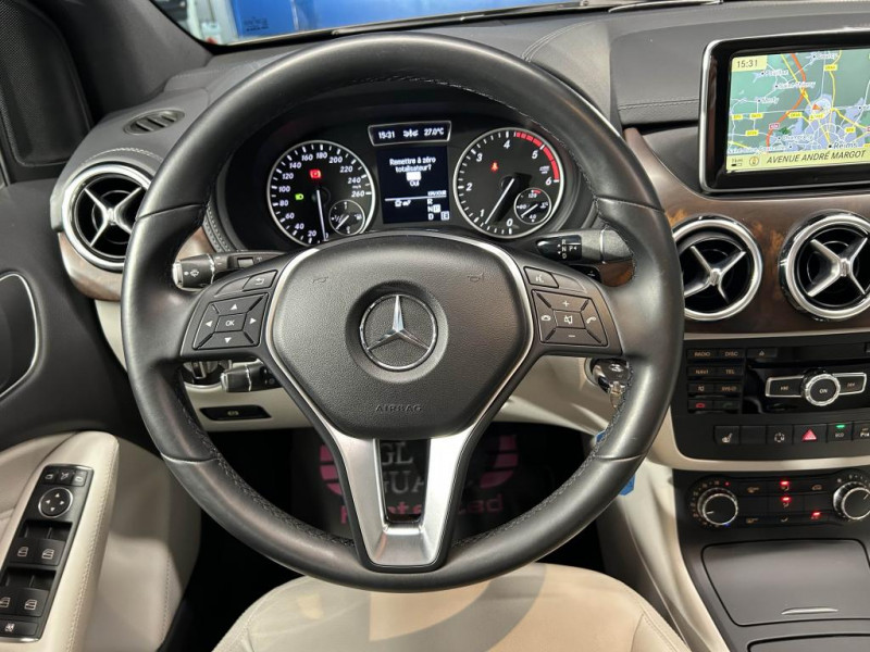 Photo 14 de l'offre de MERCEDES-BENZ CLASSE B  200 D BlueEFFICIENCY Design BVA à 14990€ chez MKP Distribution